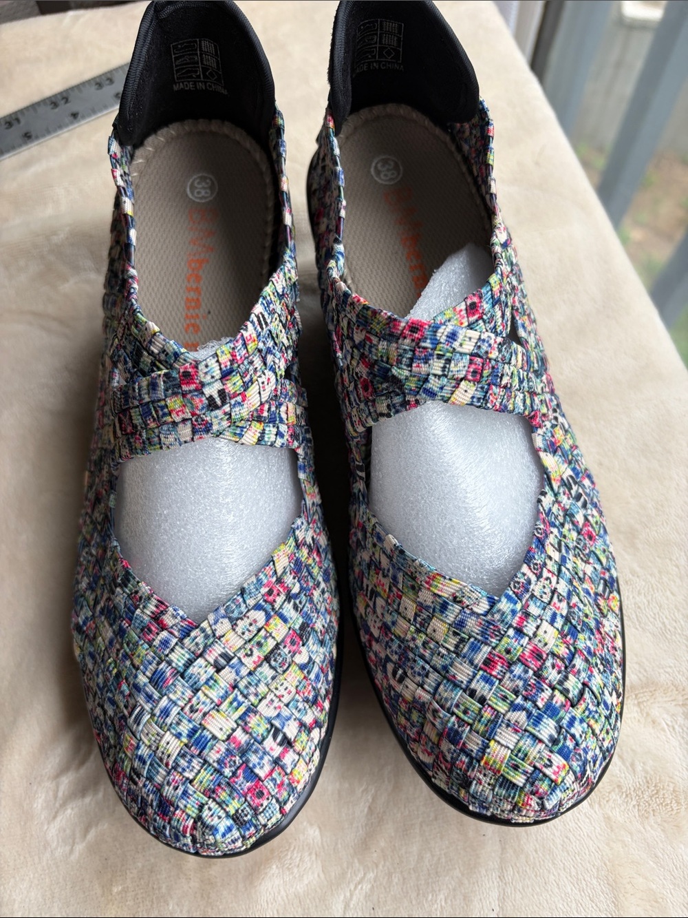 (BNWB) Bernie Mev Lulia wedge shoes in a vibrant multi-color woven pattern